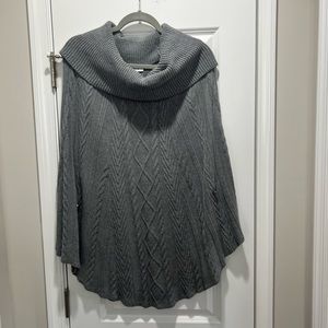 White House Black Market.  Poncho. L/XL